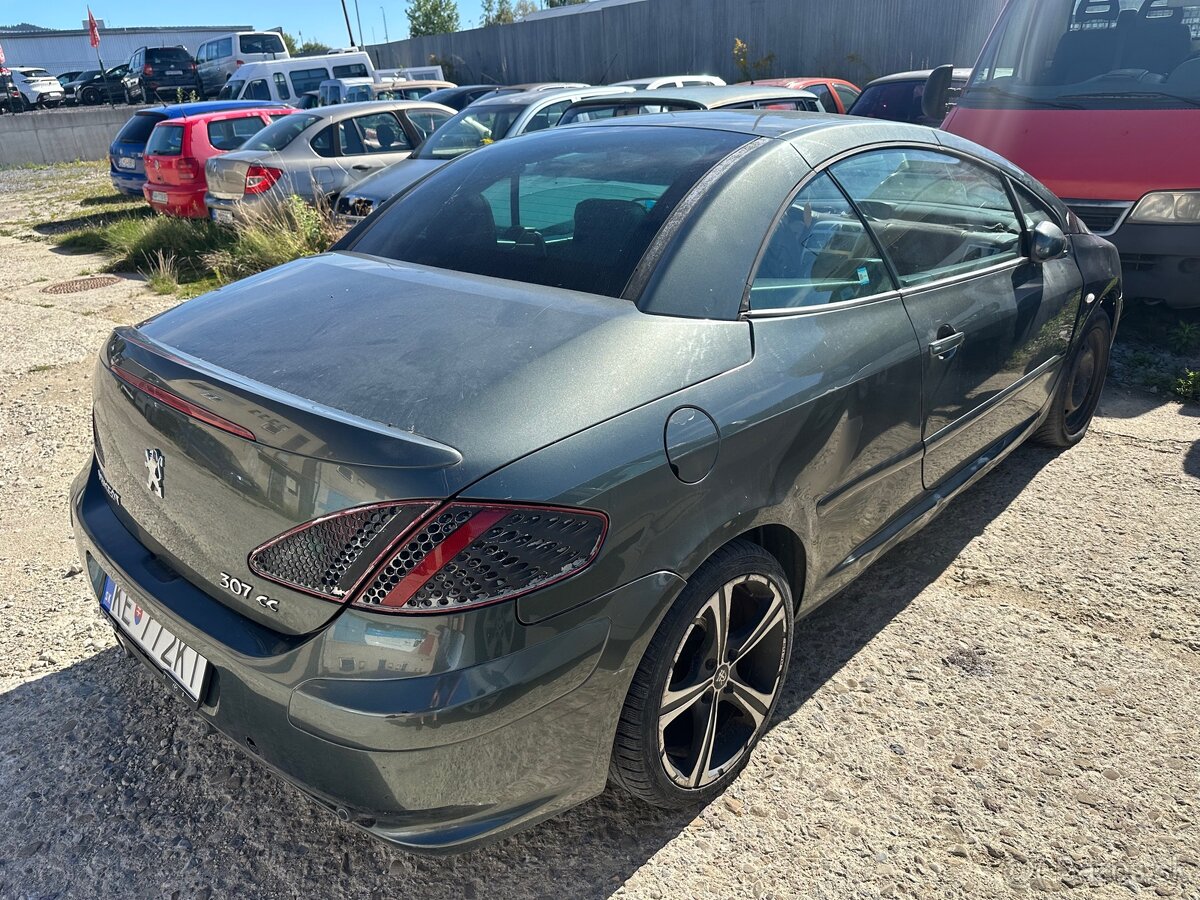 Predám Peugeot 307 cc 2.0i 100kw - 2