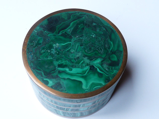 africké ľudové umenie – malachitové artefakty - 2