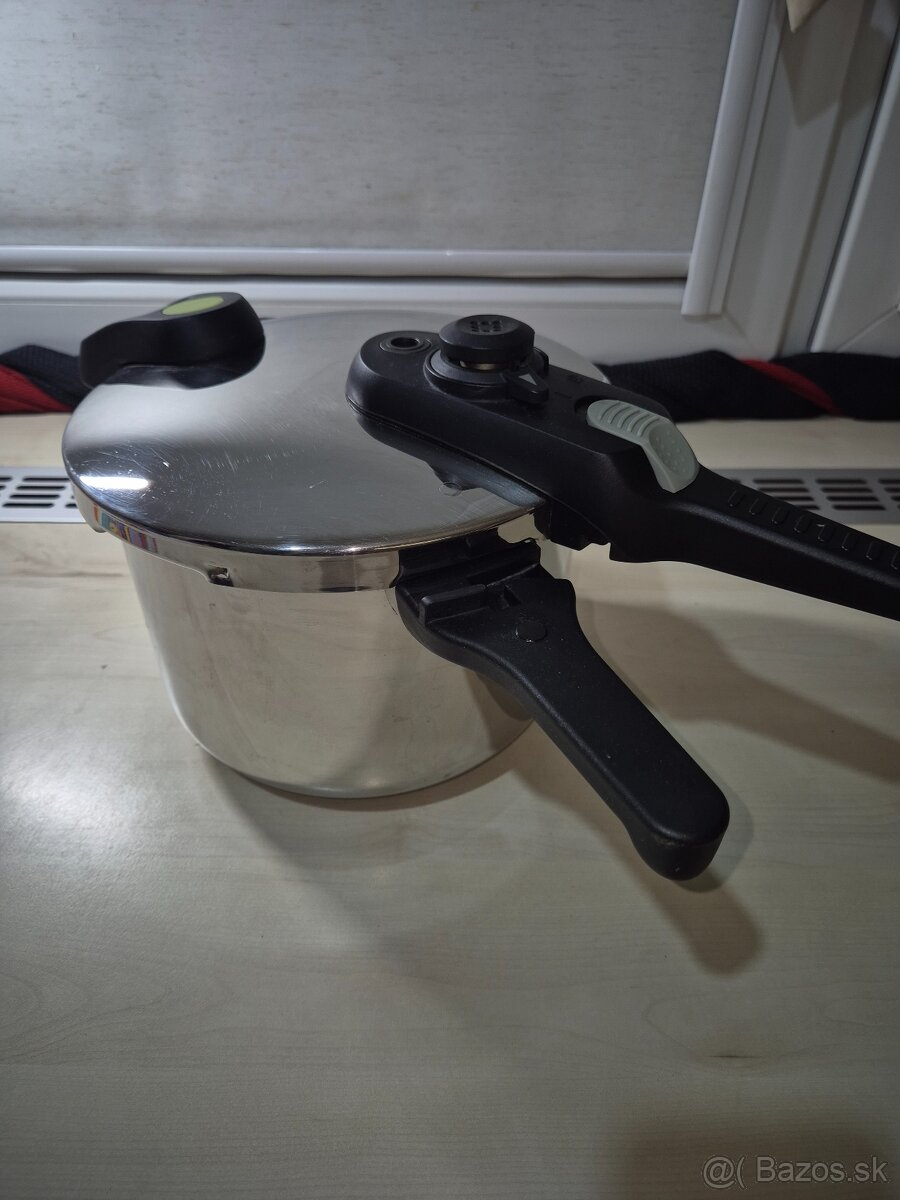 Predám tlakový hrniec - 2