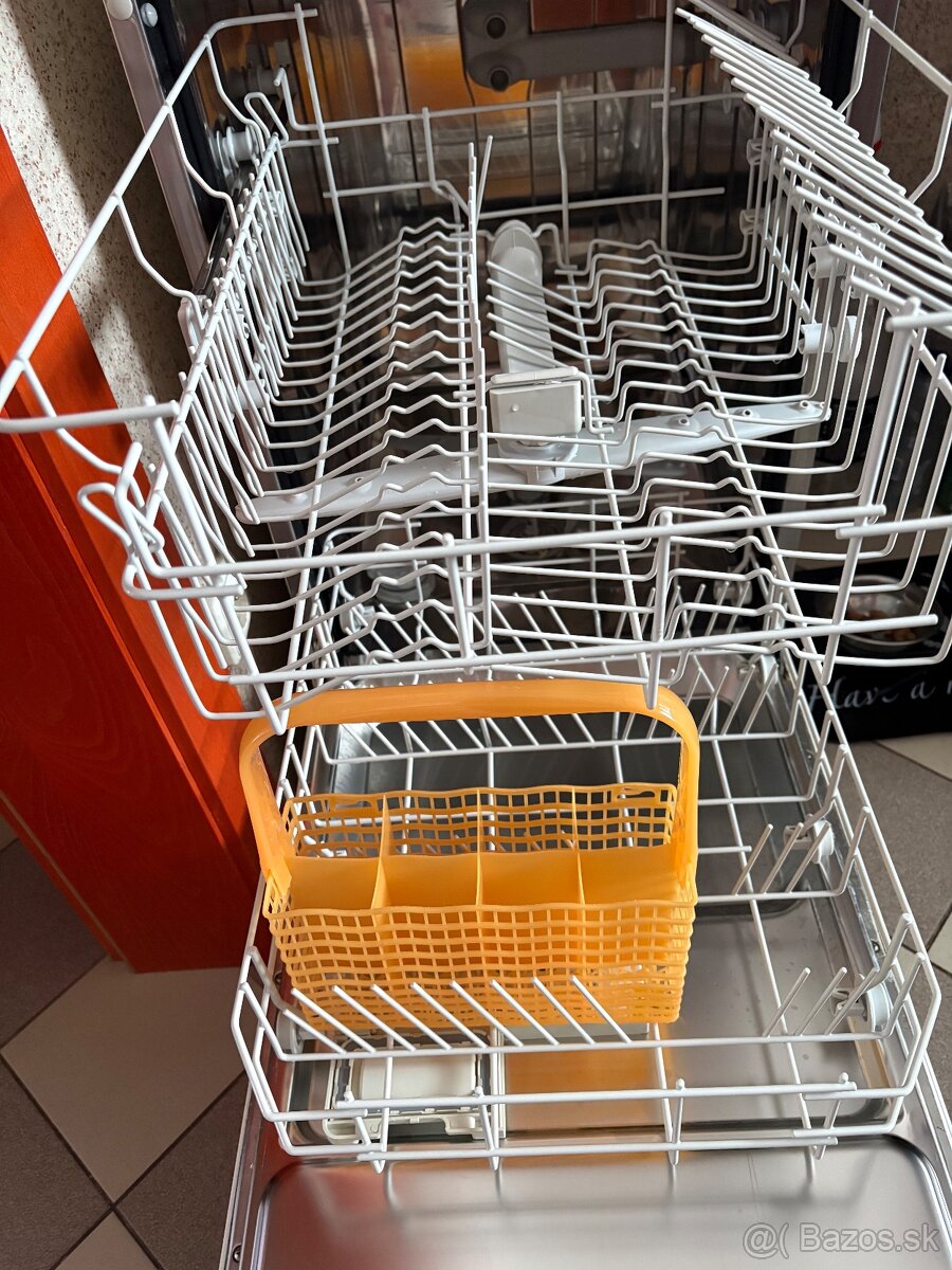 Umývačka riadu - 2