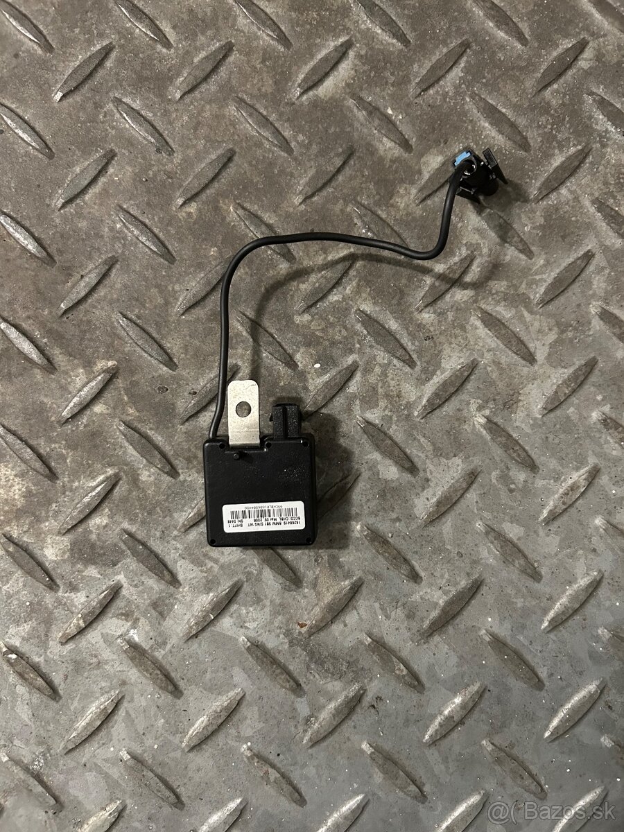 BMW X5 E53 / 5 E39 anténny zosilňovač - 2