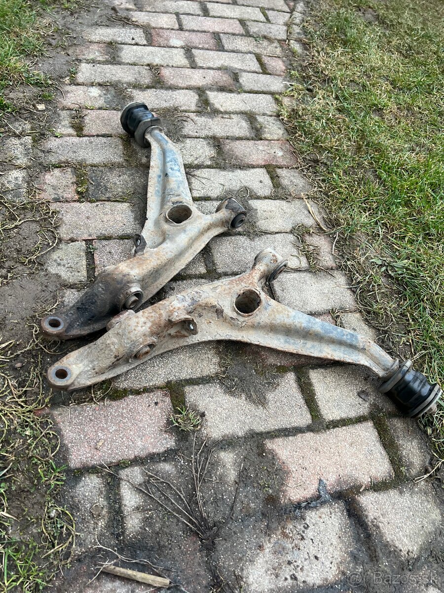 Predné spodné ramená Honda Civic 6 - 2