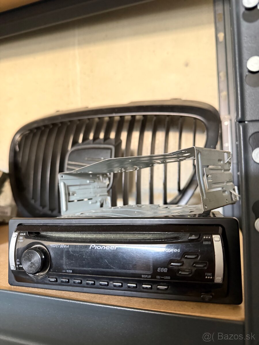 Seat Leon 1P – autorádiá + predná mriežka (SET) - 2