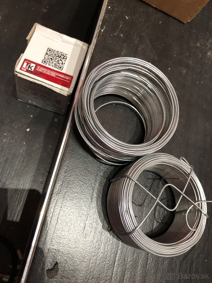 Materiál k sadrokartonu - 2