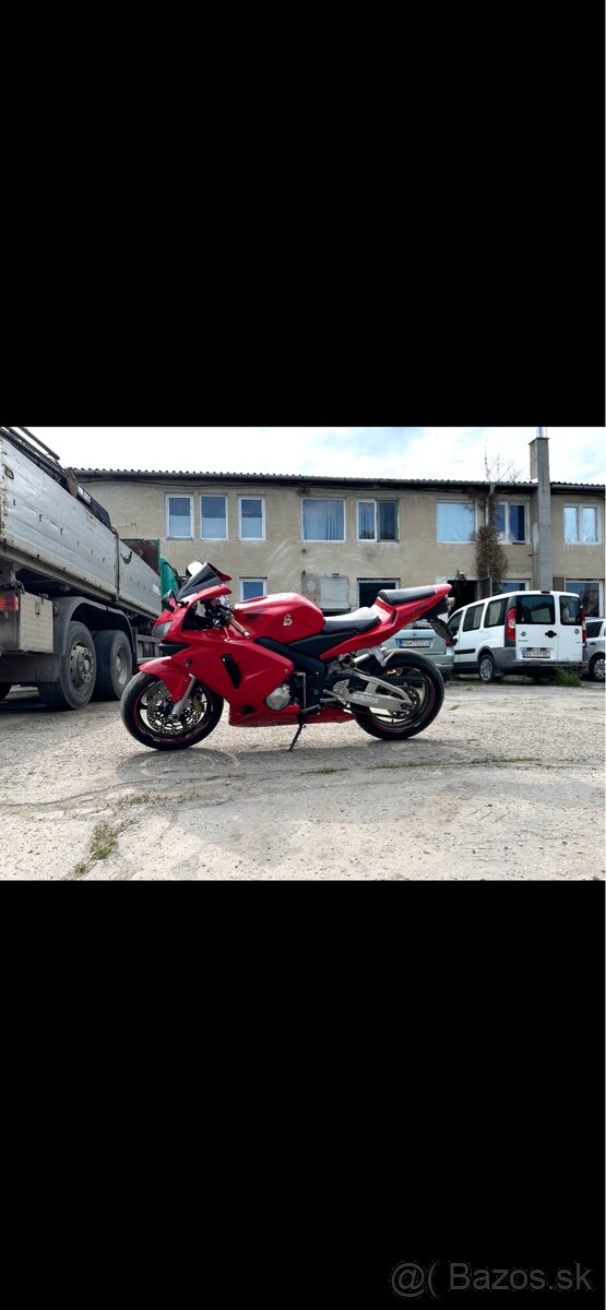 Honda cbr 600rr 2004 - 2