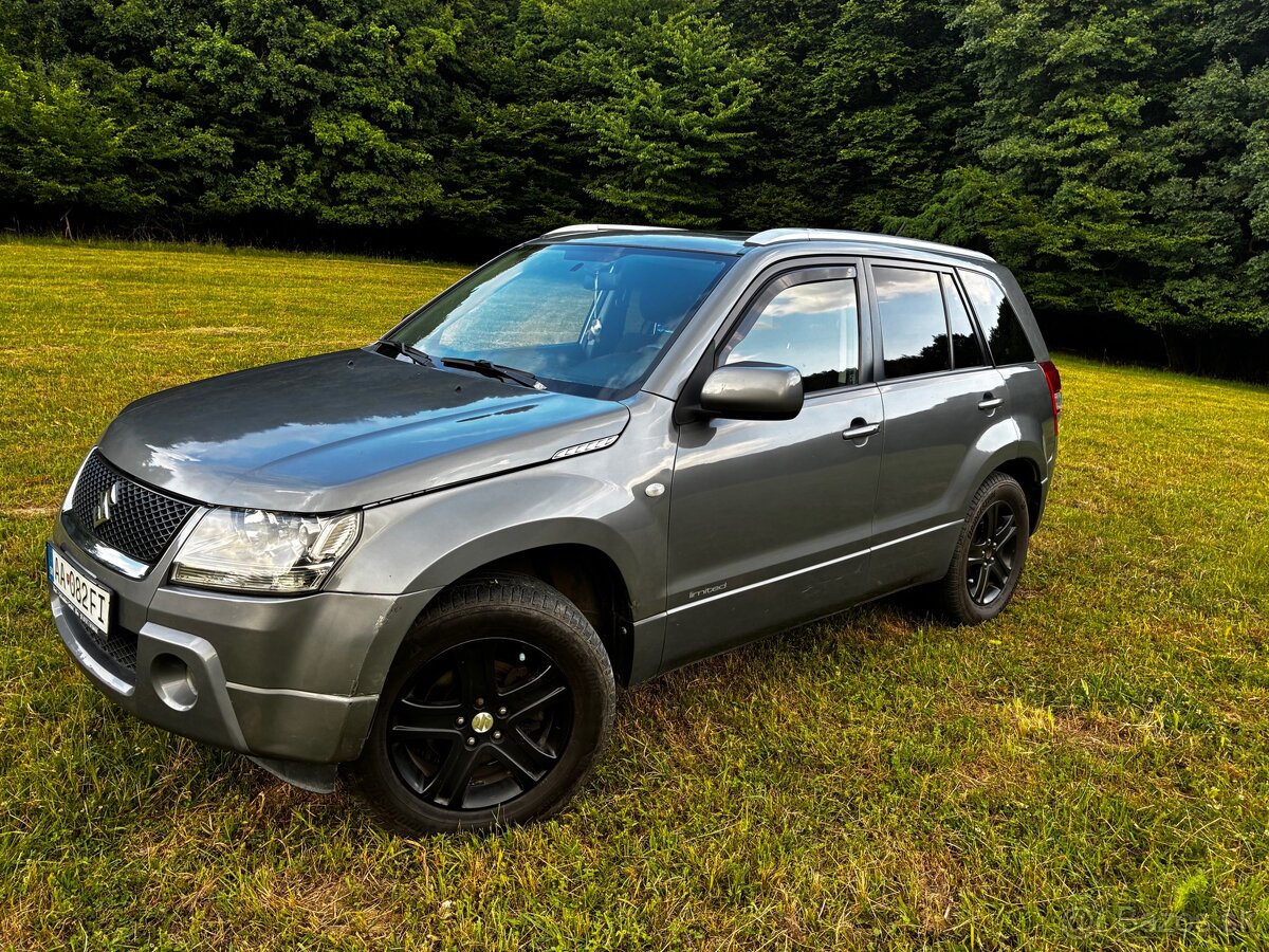 Suzuki Grand Vitara 2.0 Benzín | r. v. 2007 | TOP výbava - 2