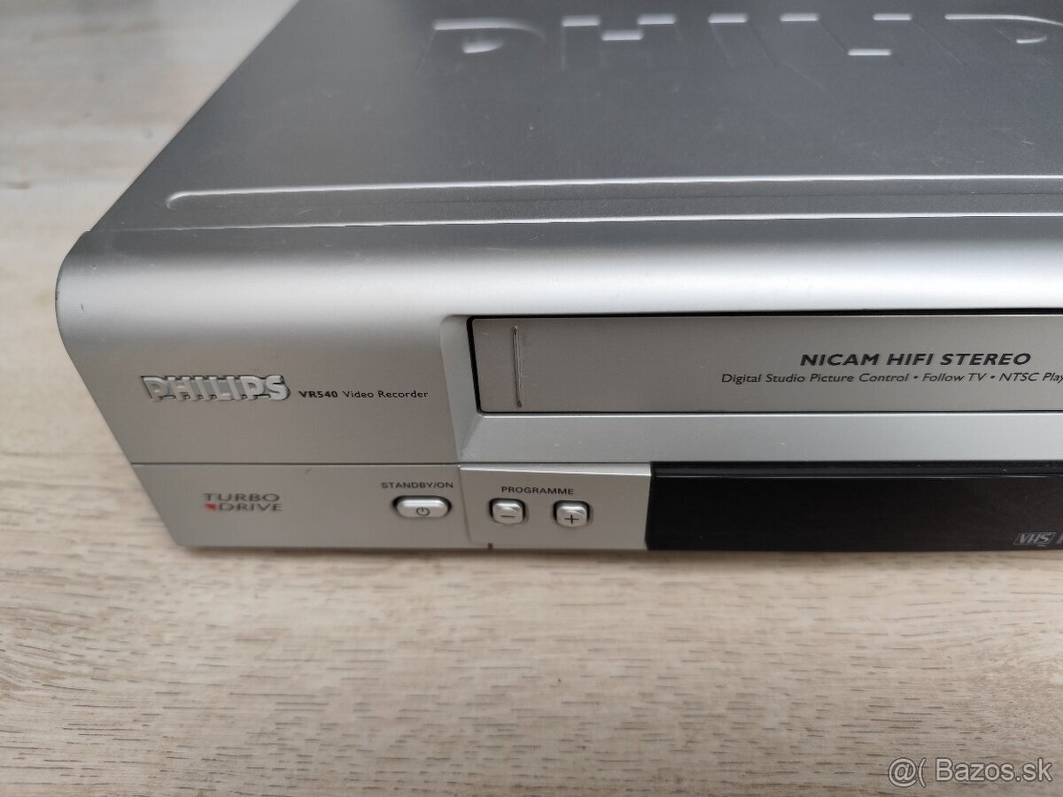 Videorekordér Philips VR540, 6-hlavový - 2