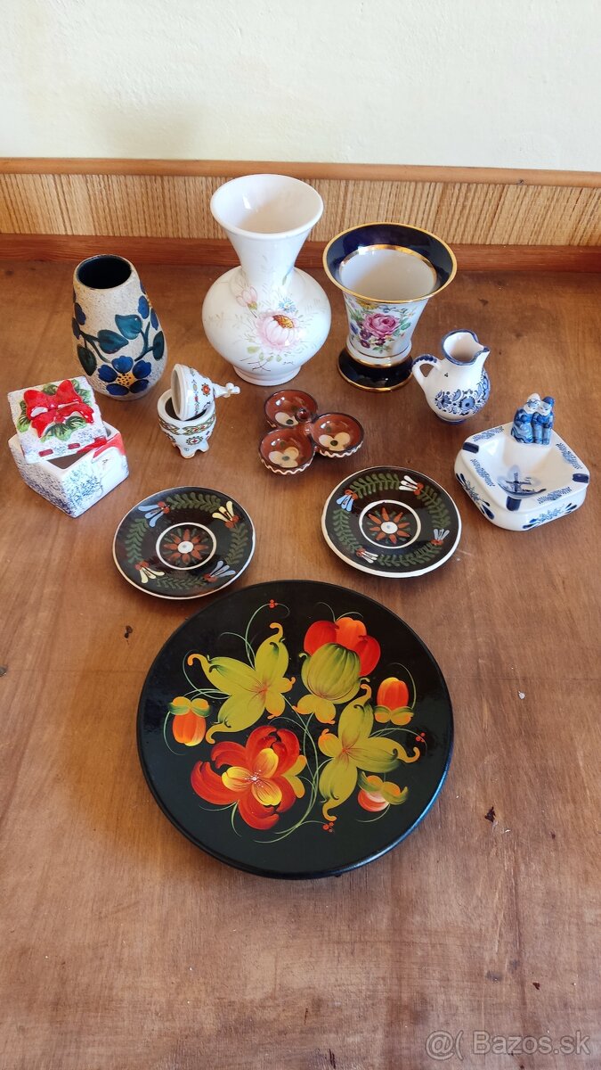 Sošky, vazy ,taniere, popolníky , kávovar, háčkované dekorác - 2
