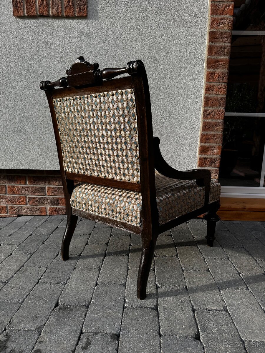 Starozitne kreslo - 2