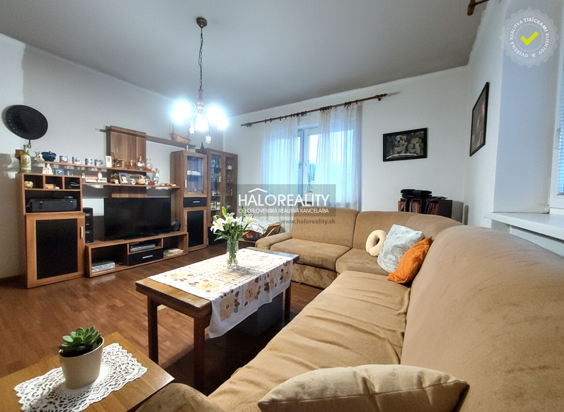 HALO reality - Predaj, rodinný dom Svinná - EXKLUZÍVNE HALO - 2