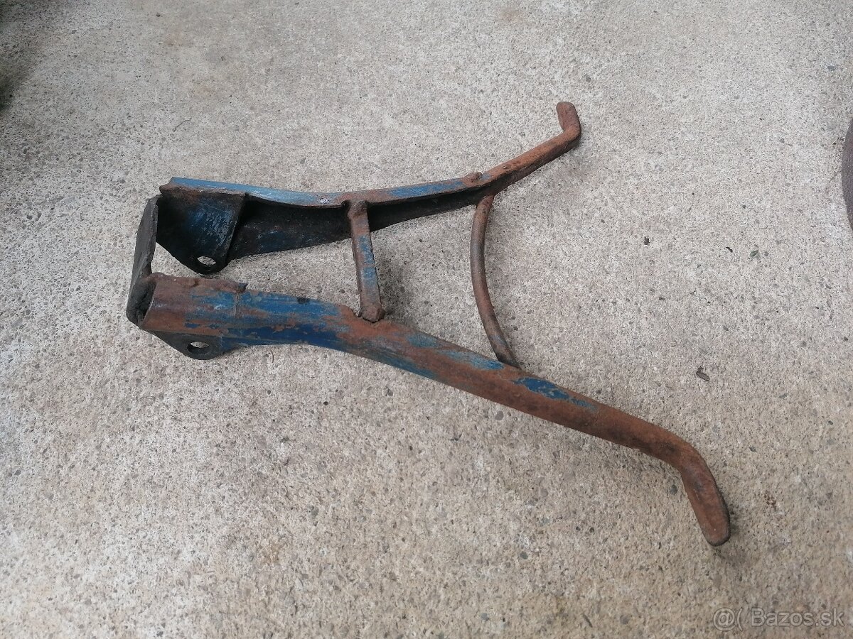 Predám stojan na Jawa 20, 21, 23 pionier mustang - 2