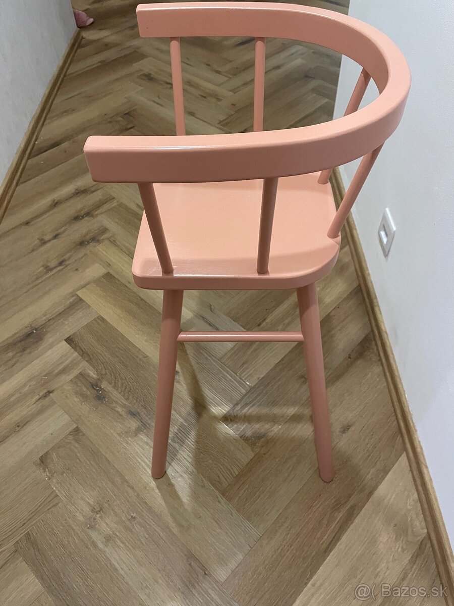 Detská jedálenská stolička drevená - 2