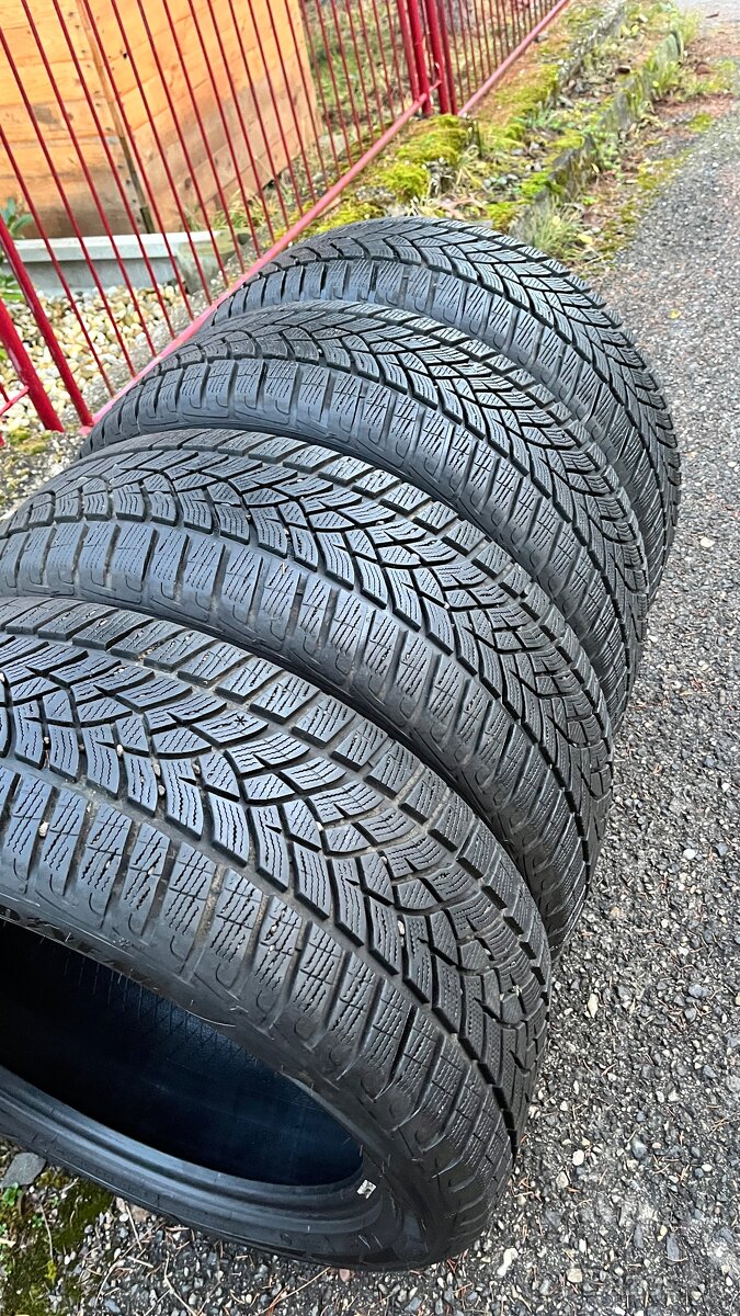 Zimné pneu 235/50 r19 Goodyear sada - 2