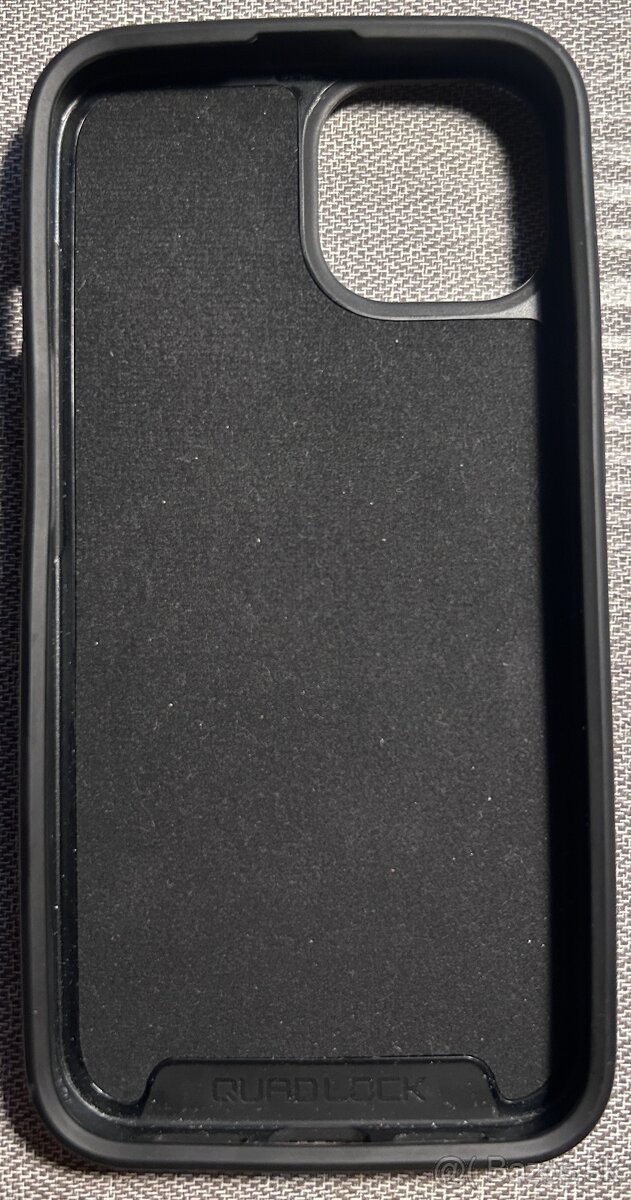 Quad Lock na iPhone 14 - 2