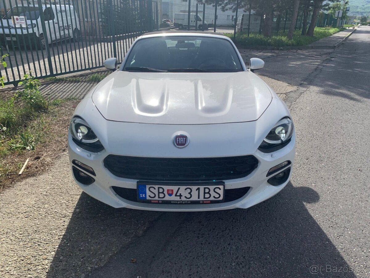 Fiat 124 Spider 1.4 Turbo MultiAir, 2017 rok - 2