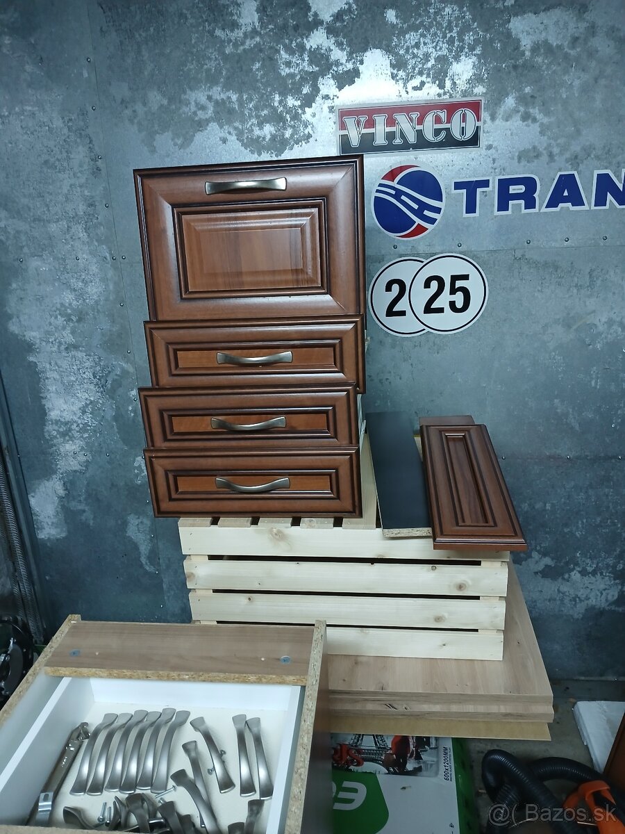 Kuchynska skrinka - 2