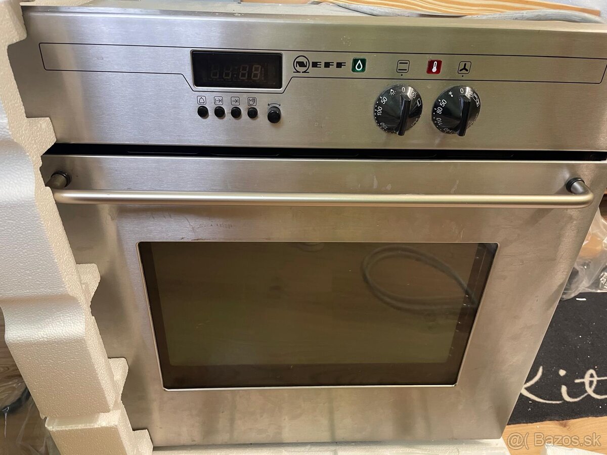 Vstavaná rúra NEFF - 2