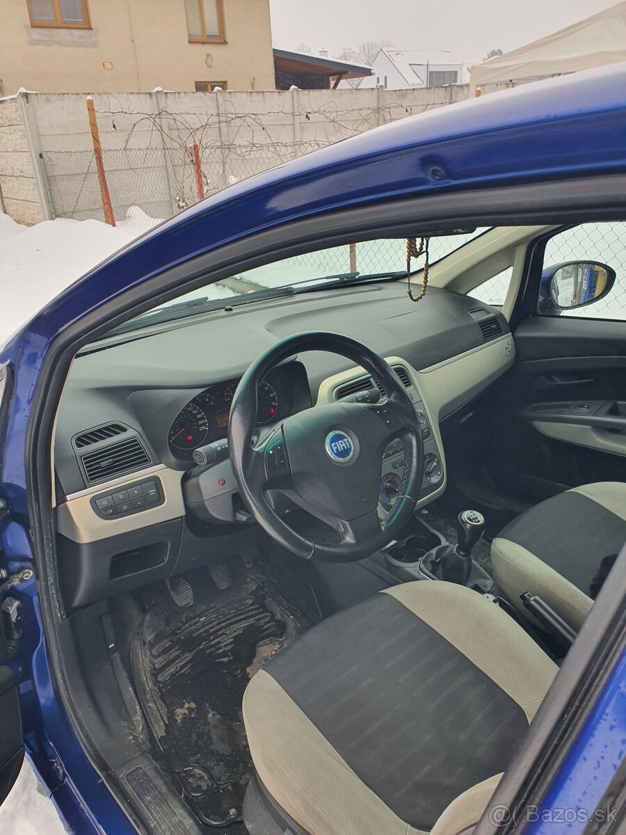 Fiat Grande Punto 1.3 Multijet 55 kW top stav - 2