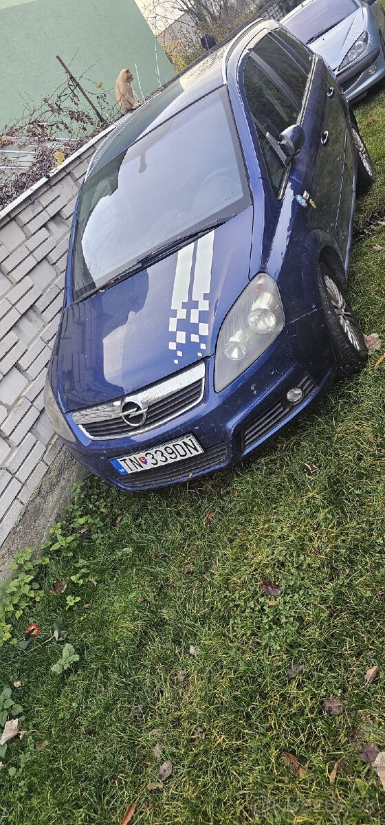 Opel zafira b - 2
