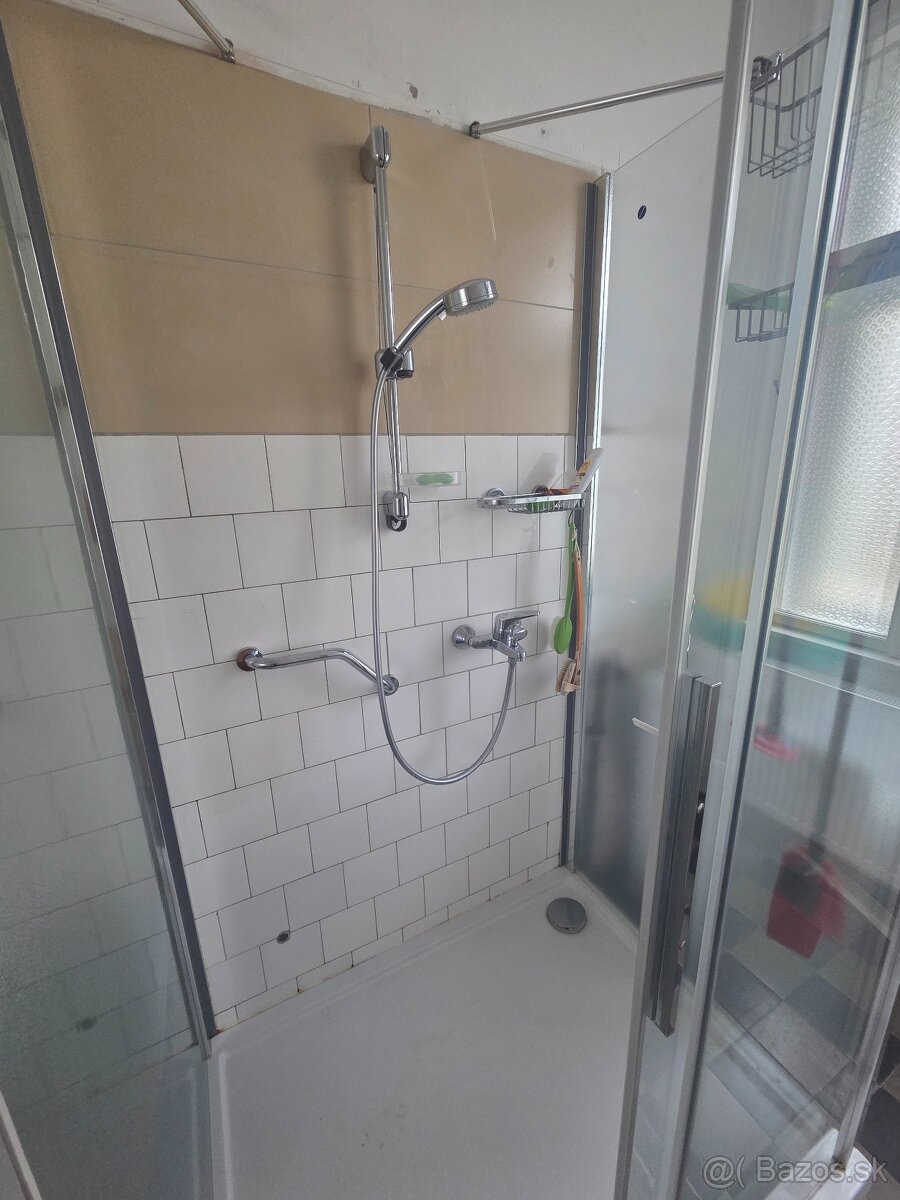 Sprchovy kut komplet. - 2