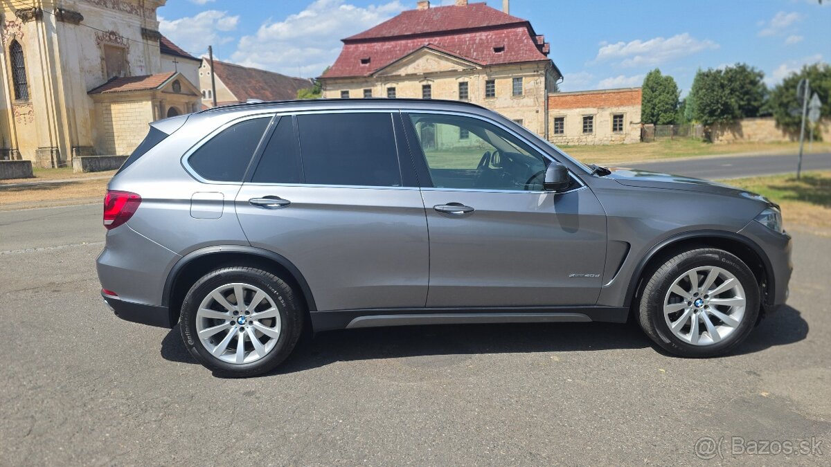 BMW x5 4.0dA r. 2017 TOP stav - 2