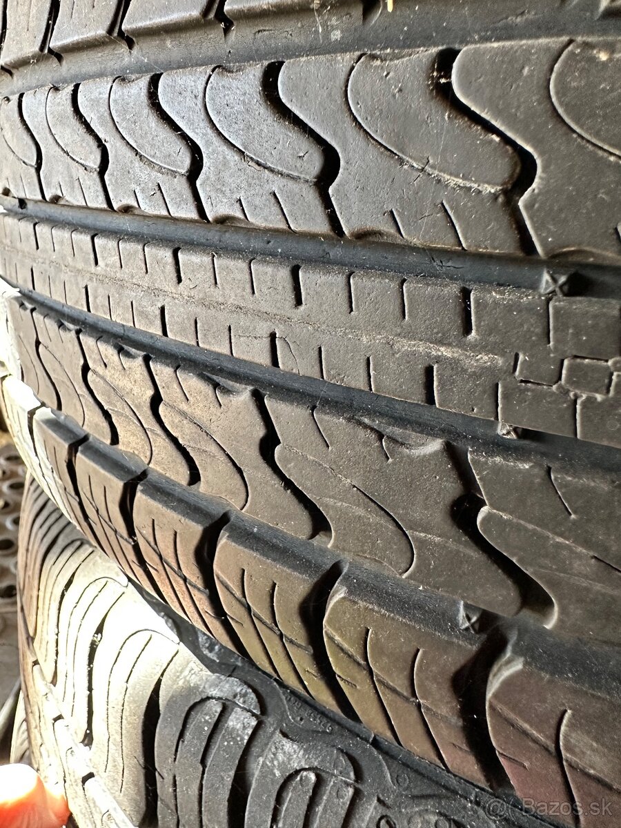 215/65r16 - 2