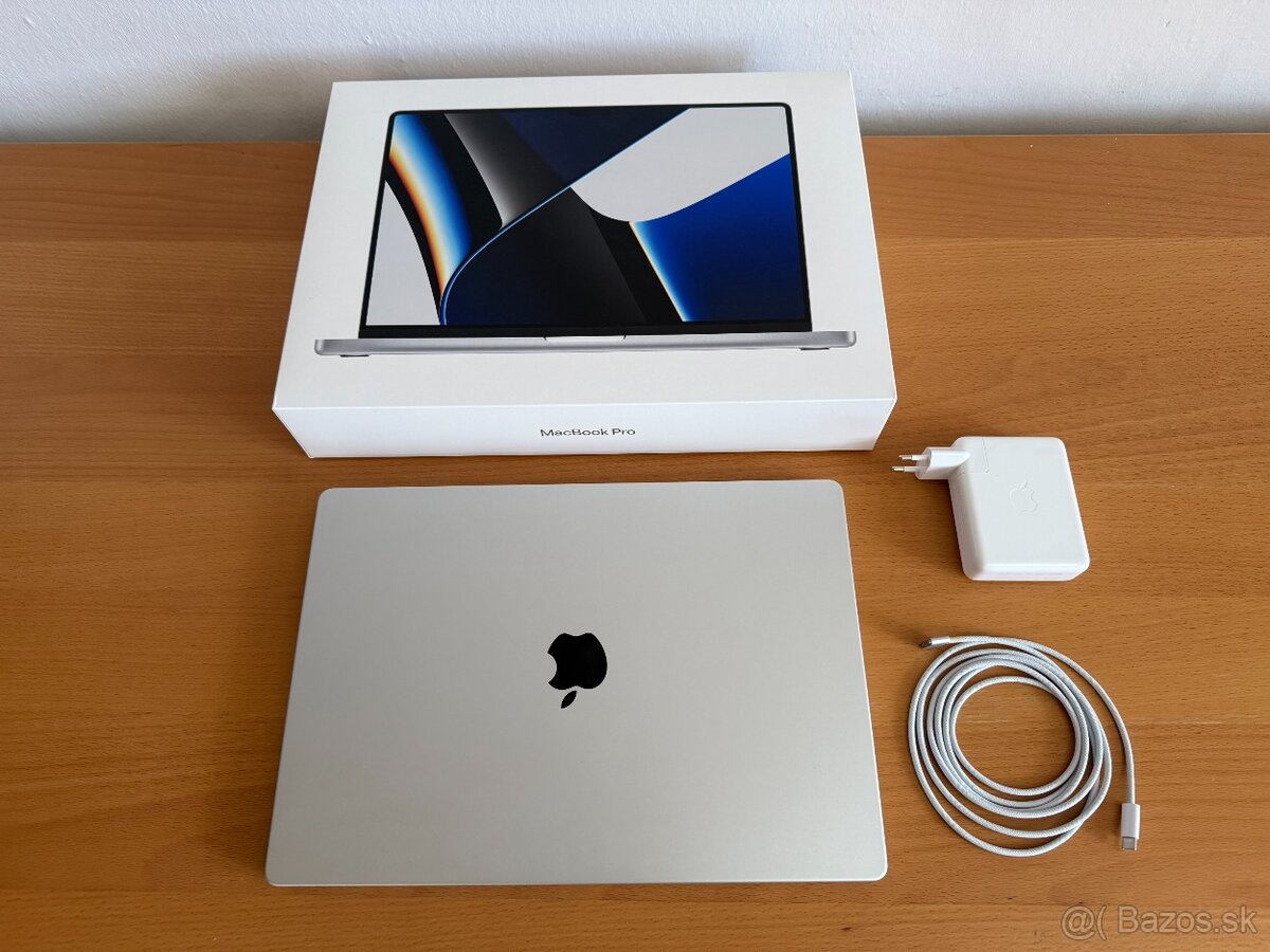 Predám Apple Macbook Pro 16 M1 Max - 2