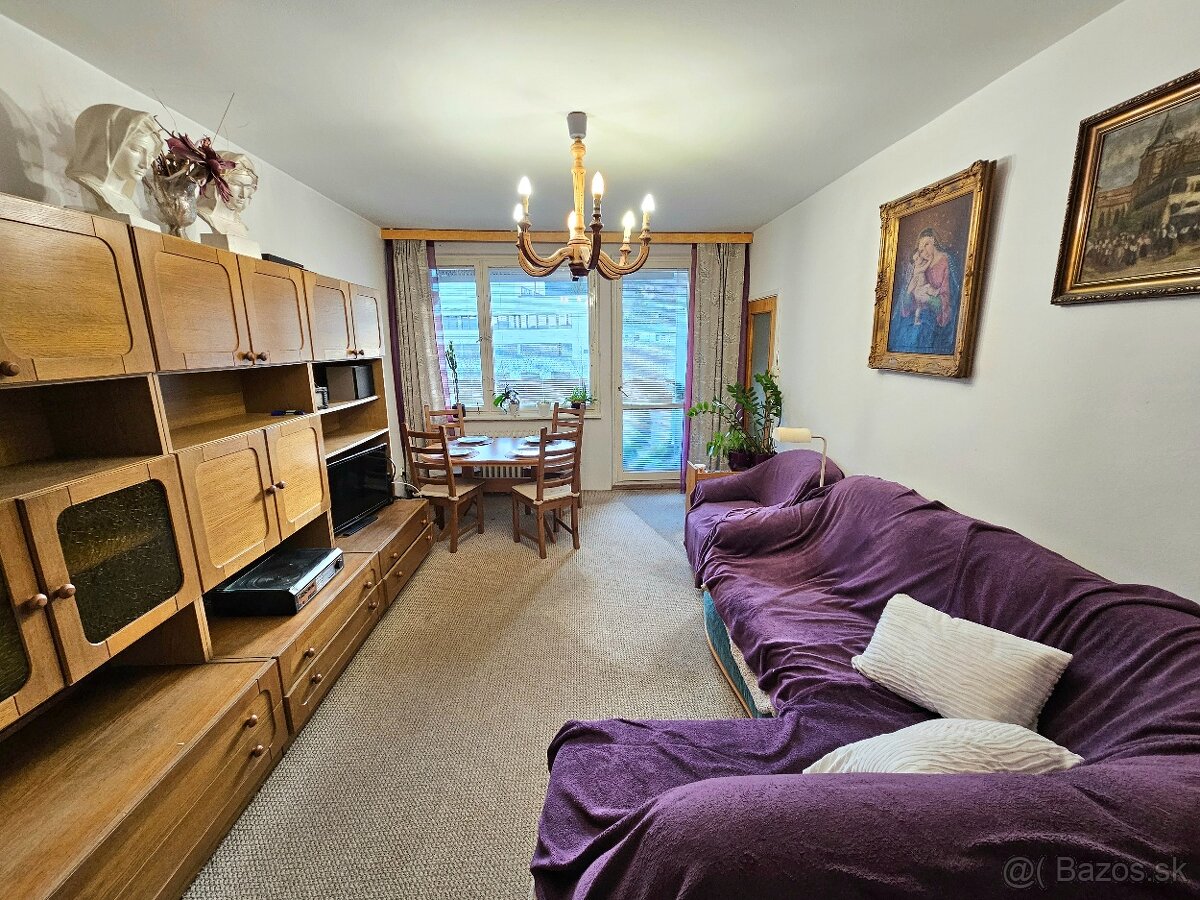 Na predaj 4 izbový byt, Dúbravka - Hanulova ulica - 2