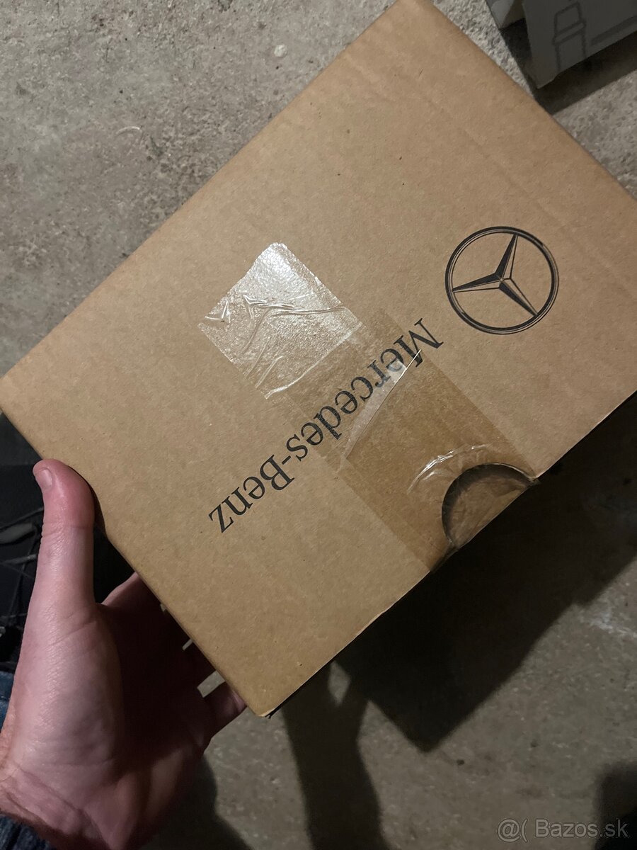 Bezpečnostný pas Mb zadný zadok pravý A1648601885 - 2