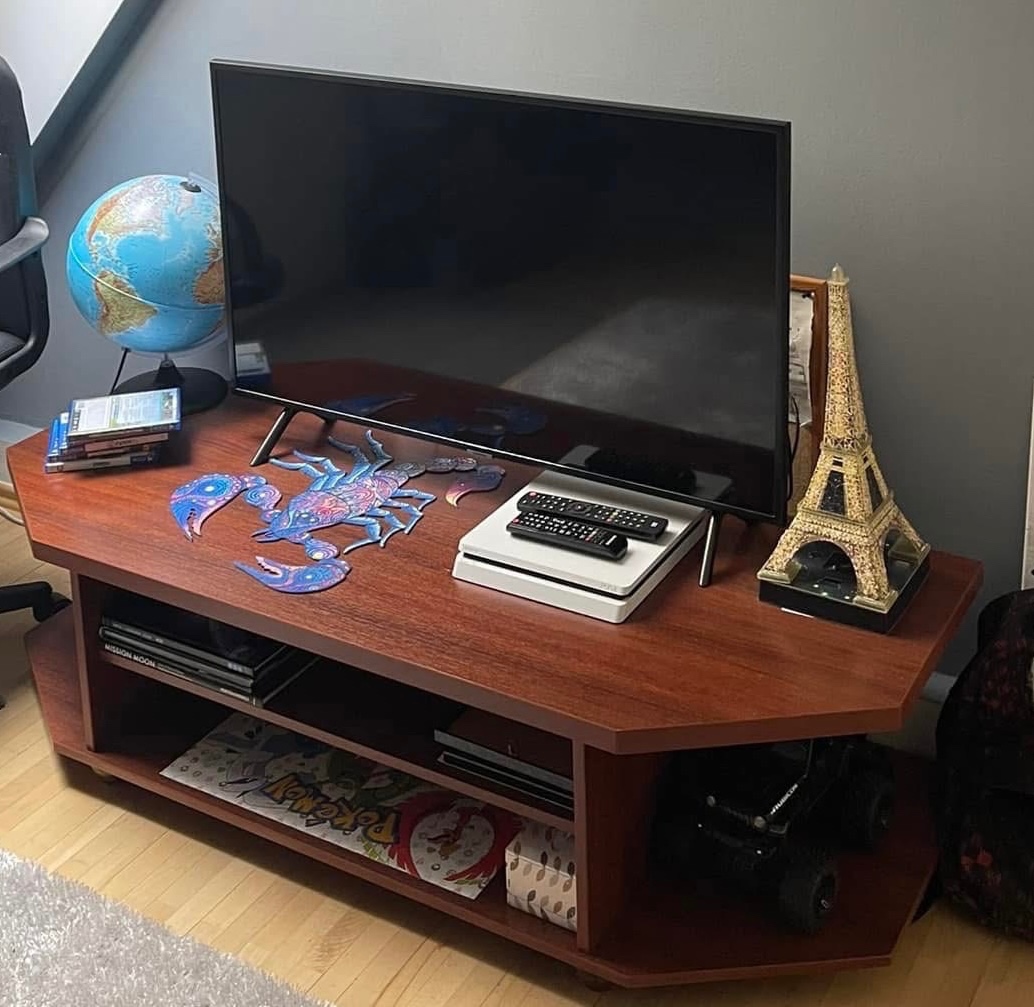 Skrinka pod tv a polička - 2