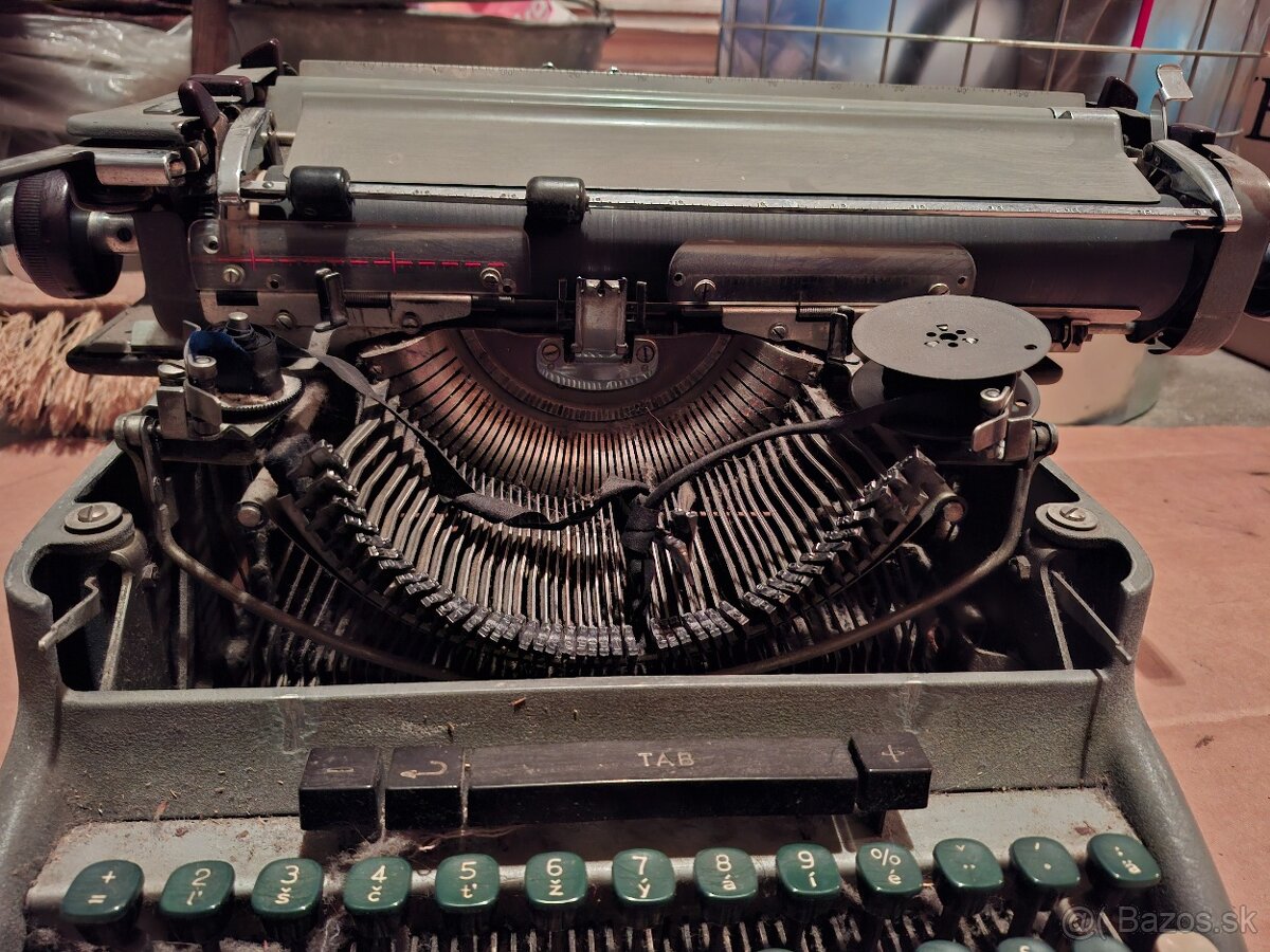Pisaci stroj Nalezovy stav - 2