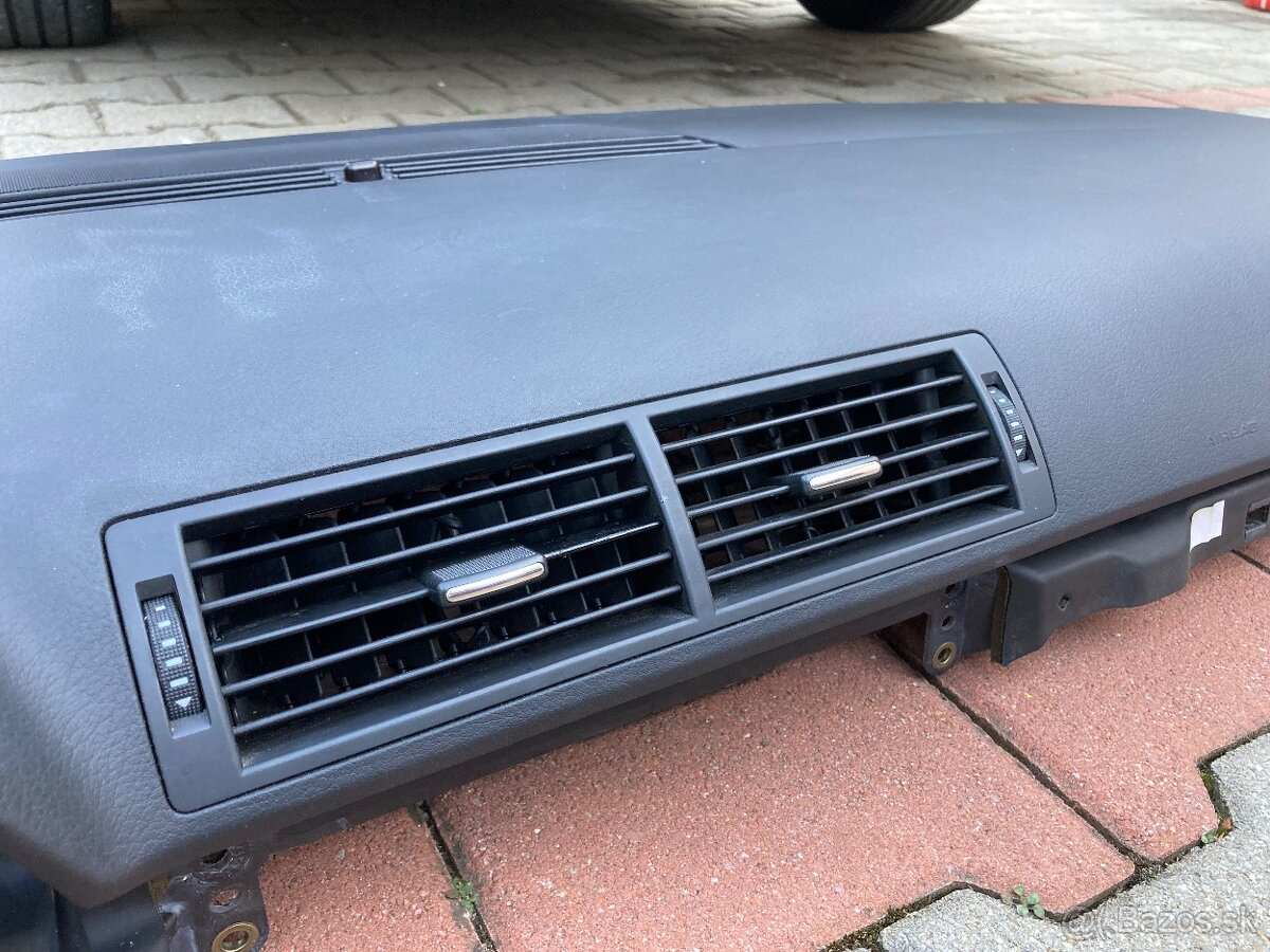 Palubovka Audi A4 B6 B7 - 2