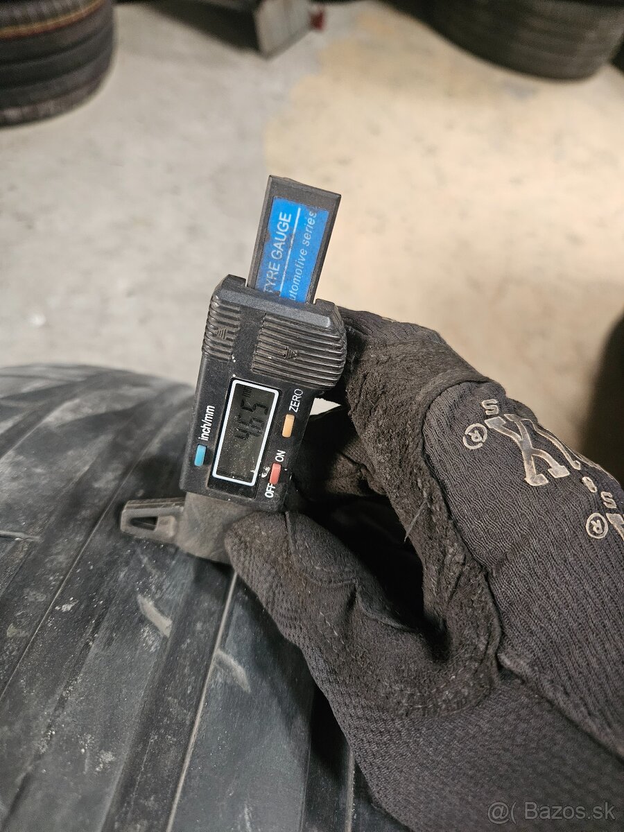 255/45r20 hankook s1 evo3 - 2