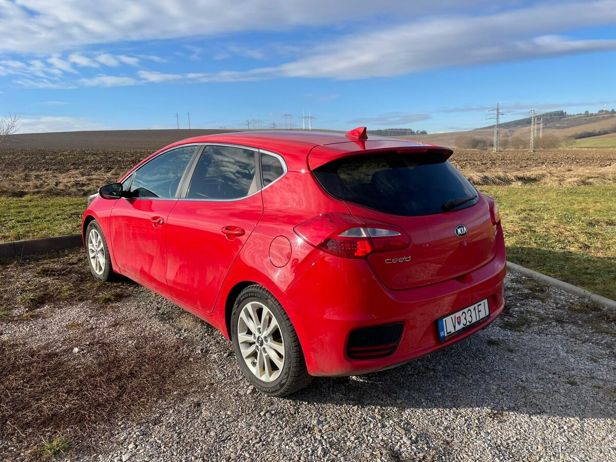 Kia Ceed 2019, 1.4 74kw, Platinum, kamera, Android auto - 2