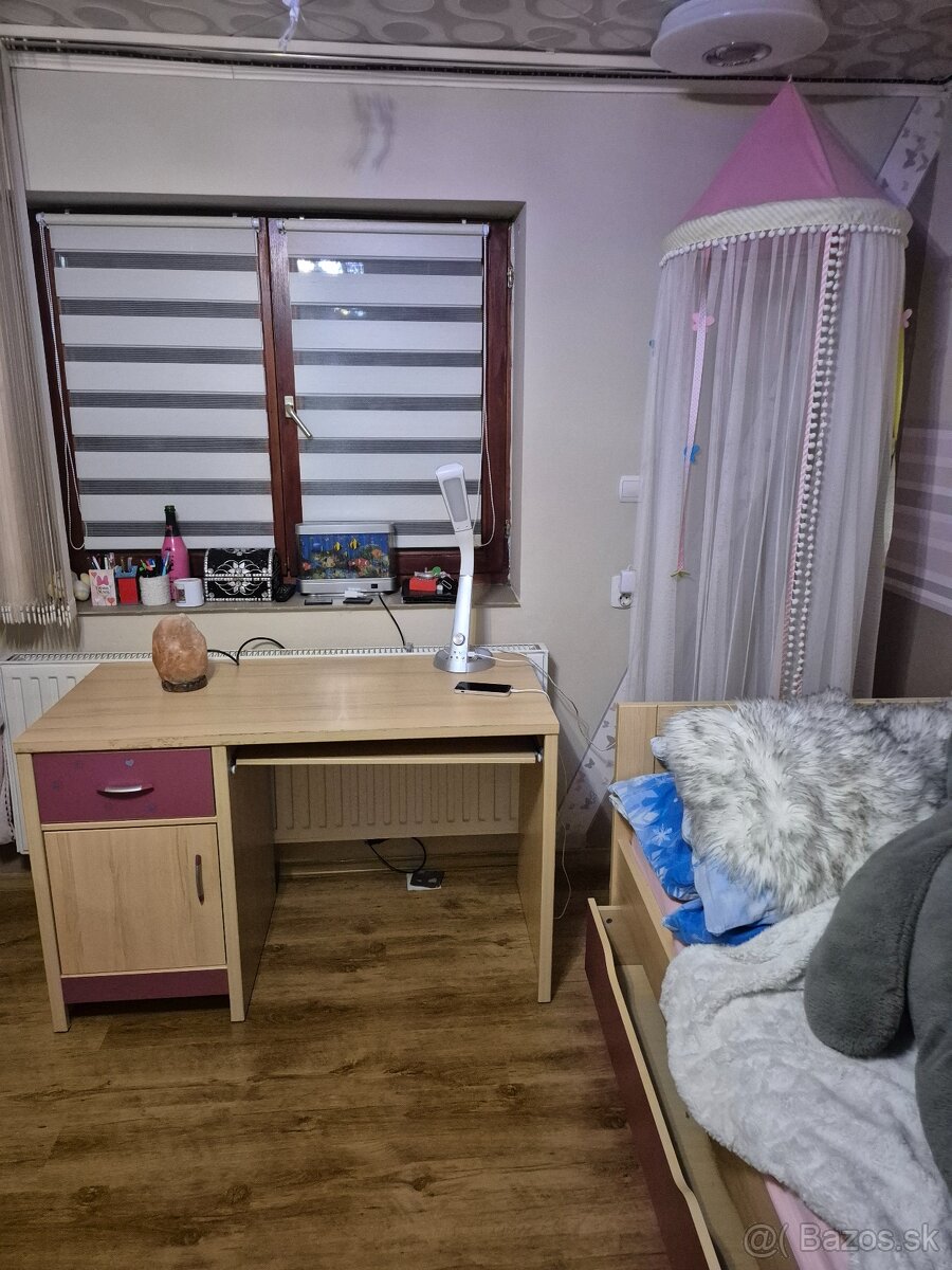 Predam dievcensku detsku izbu - 2