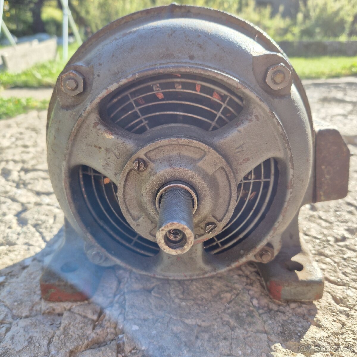 Elektromotor MEZ 1,1 kW - 2820 ot/min - 2