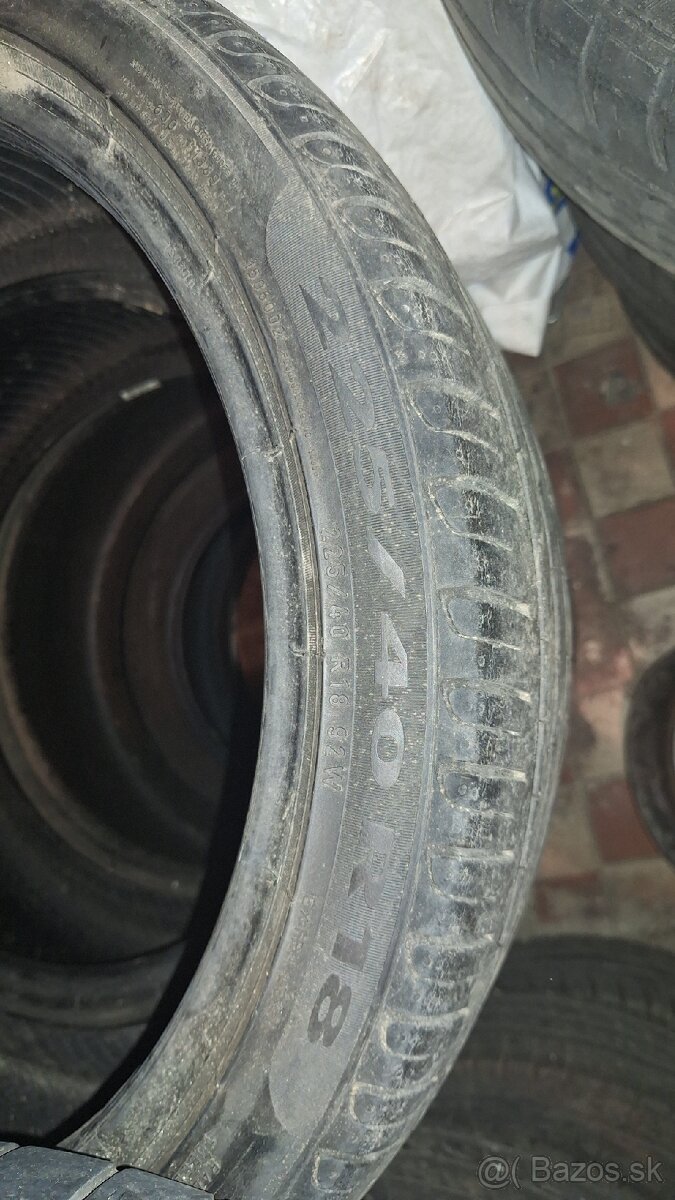 Pneumatiky 225/40 R18 - 2