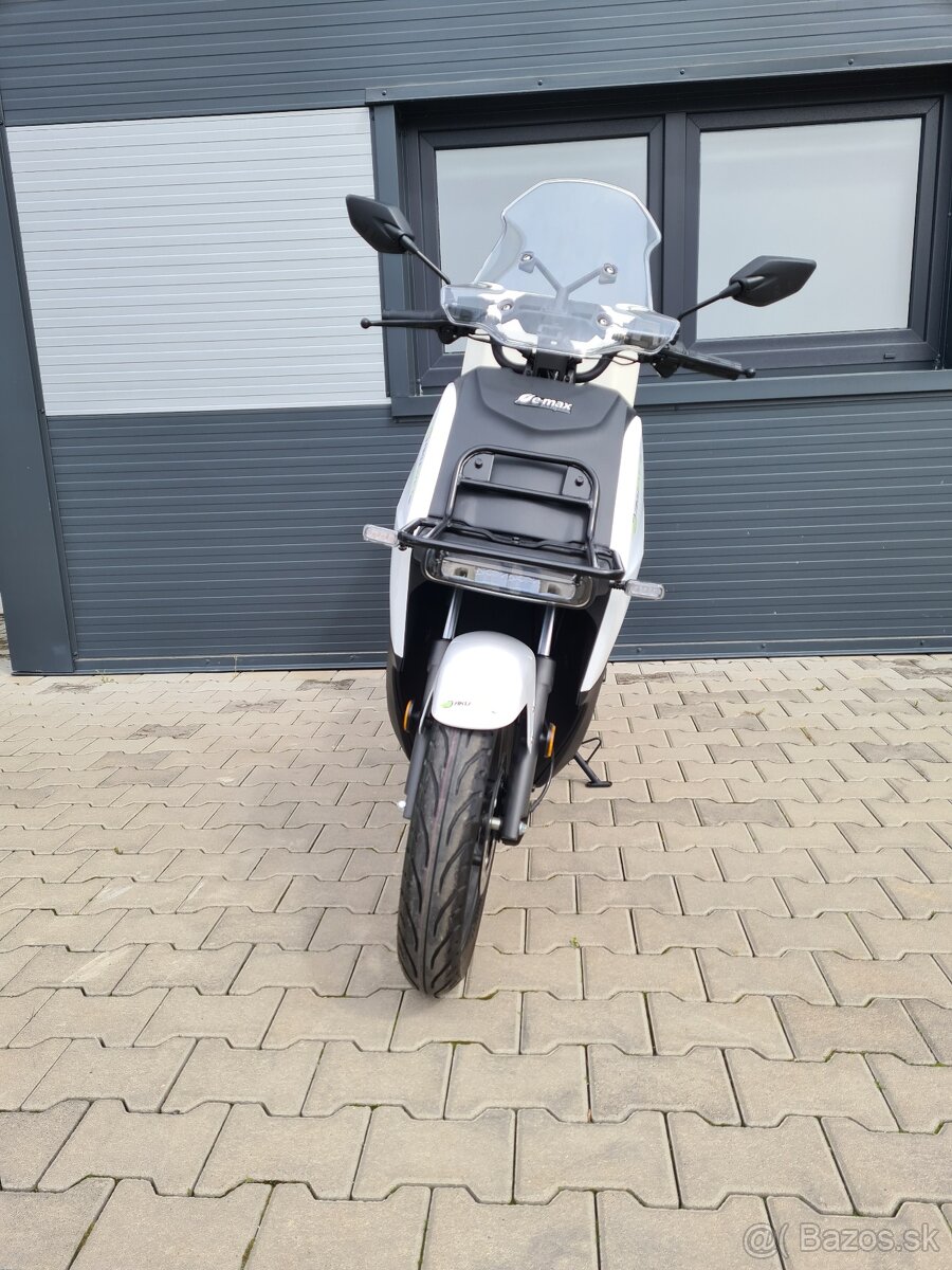 Super Soco VS1Elektrický skúter - 2