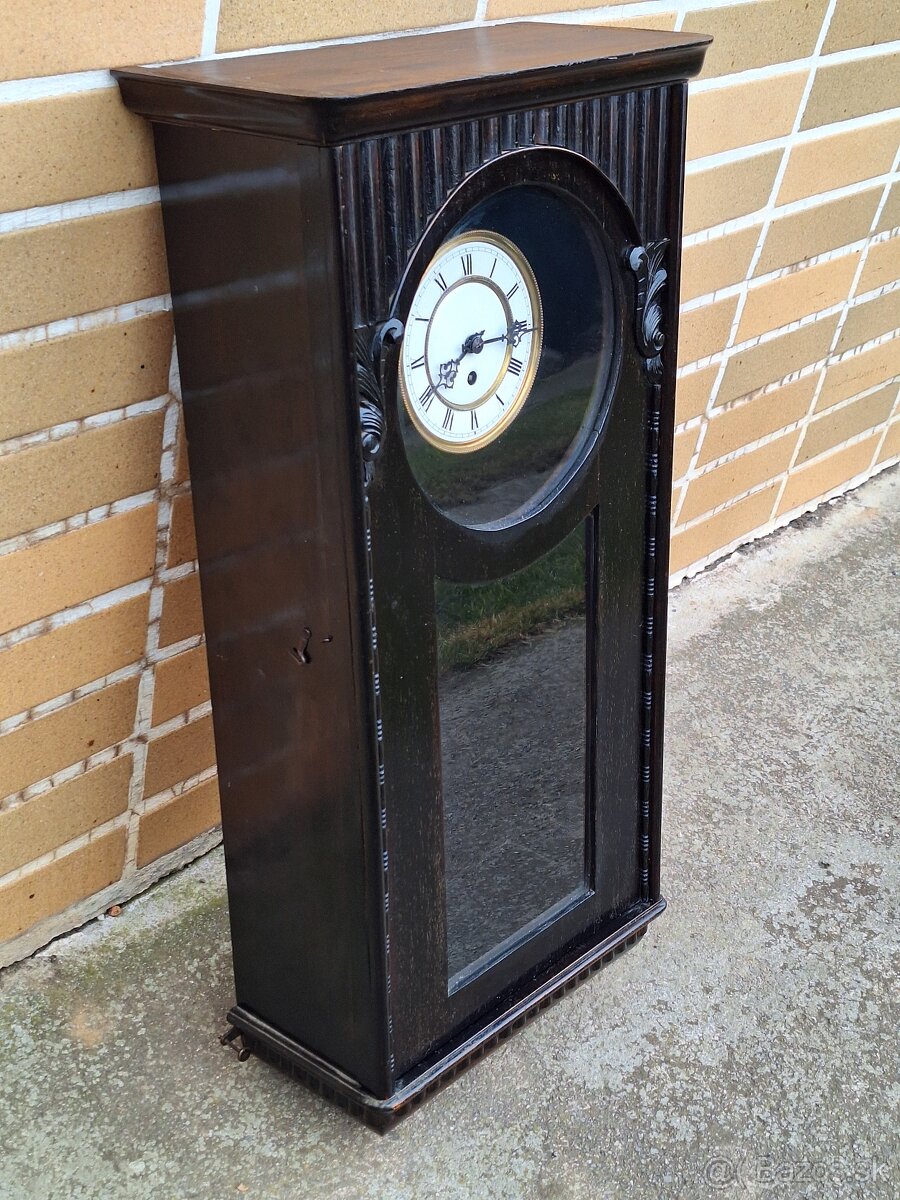 Staré nástenné hodiny - 2