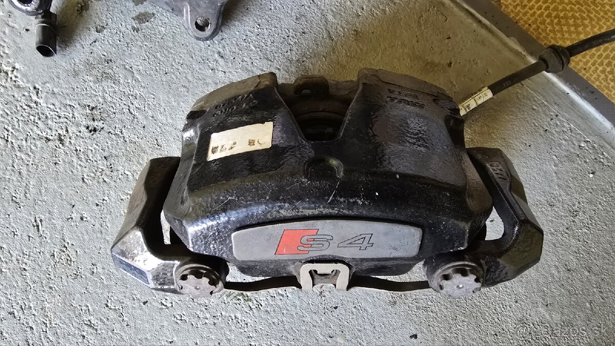 Predne brzdy Audi S4 / S5 B8 - 2