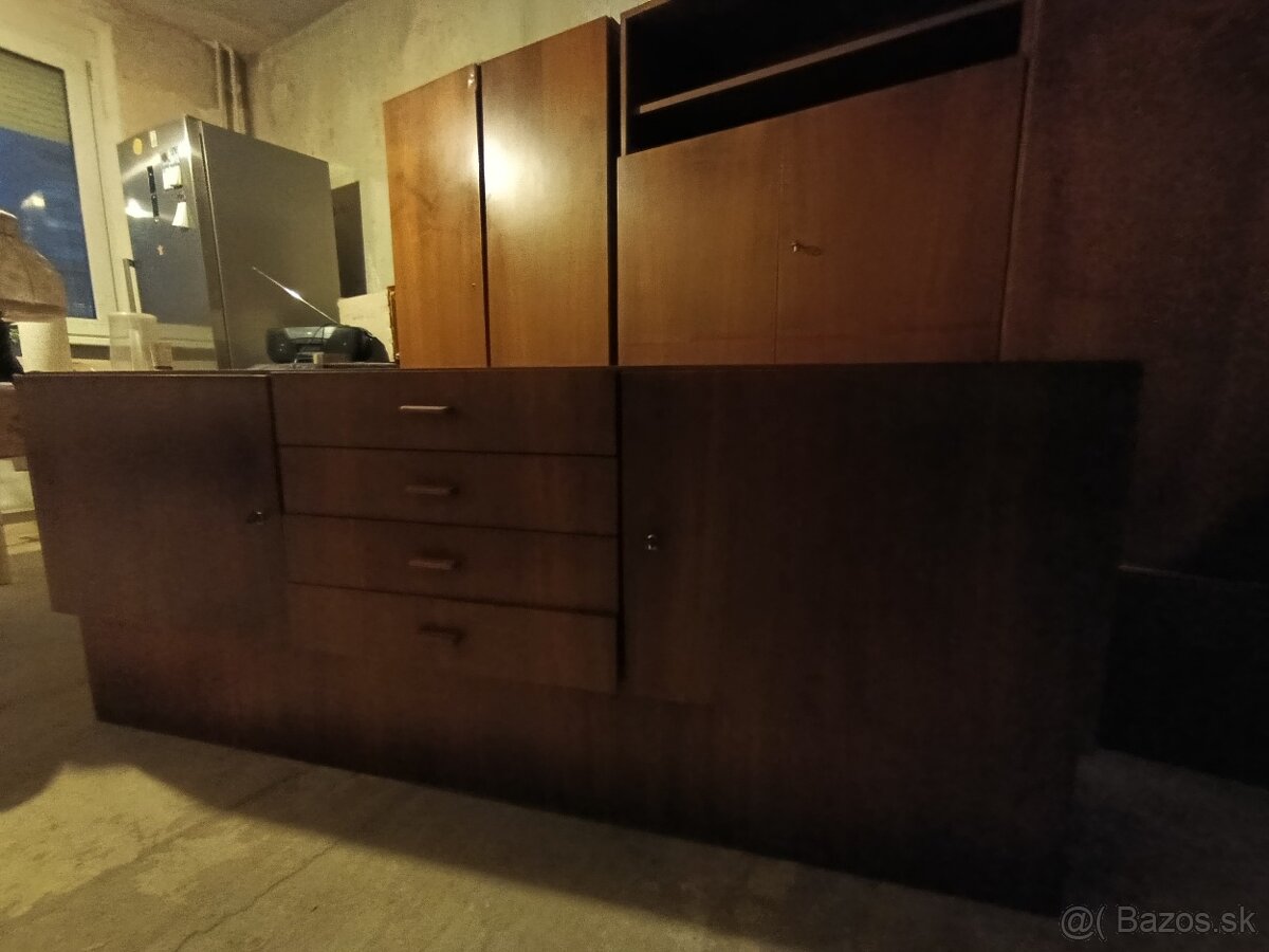 Darujem za odvoz. - 2