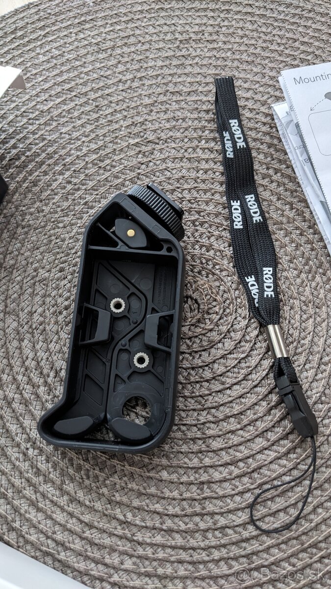 Viacúčelový držiak Rode RodeGrip pre Apple - 2