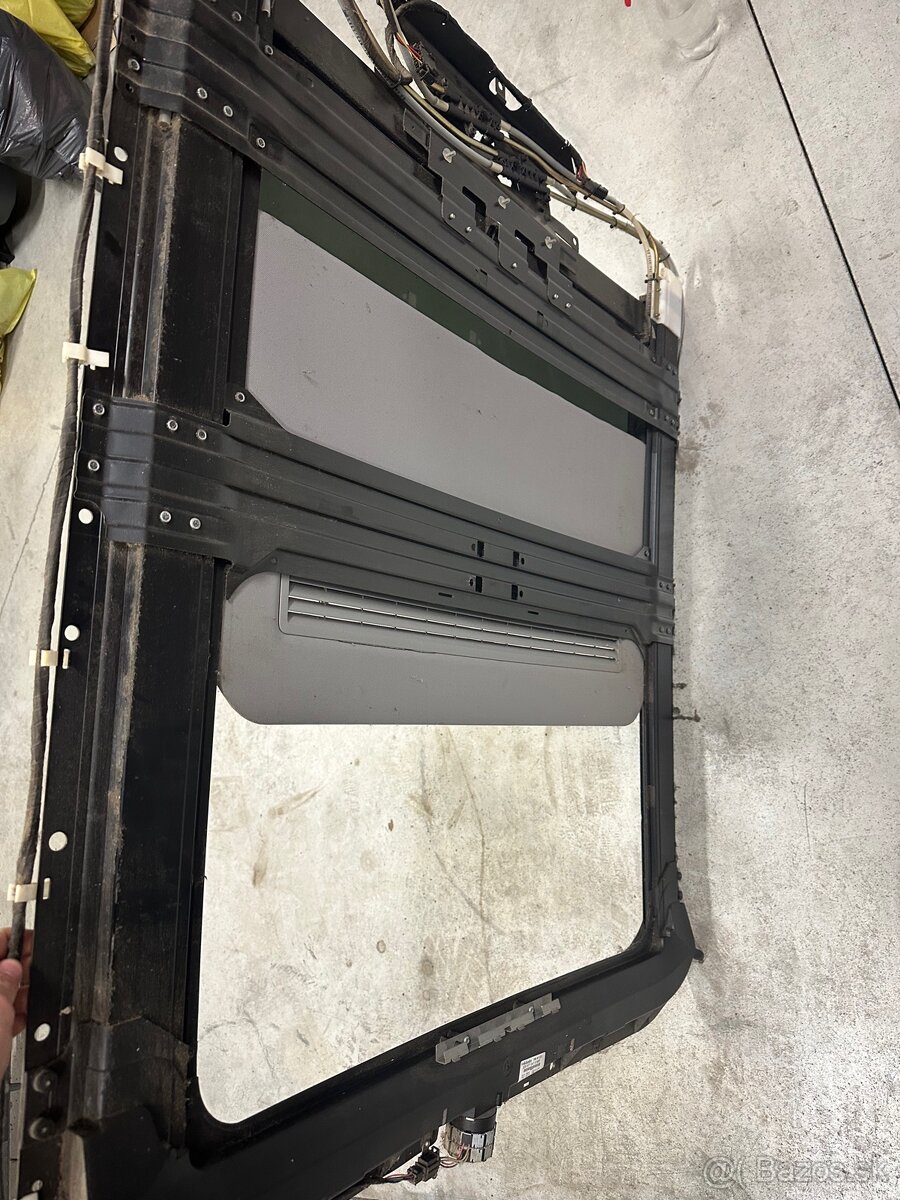 Strešné Okno Volkswagen Phaeton - 2