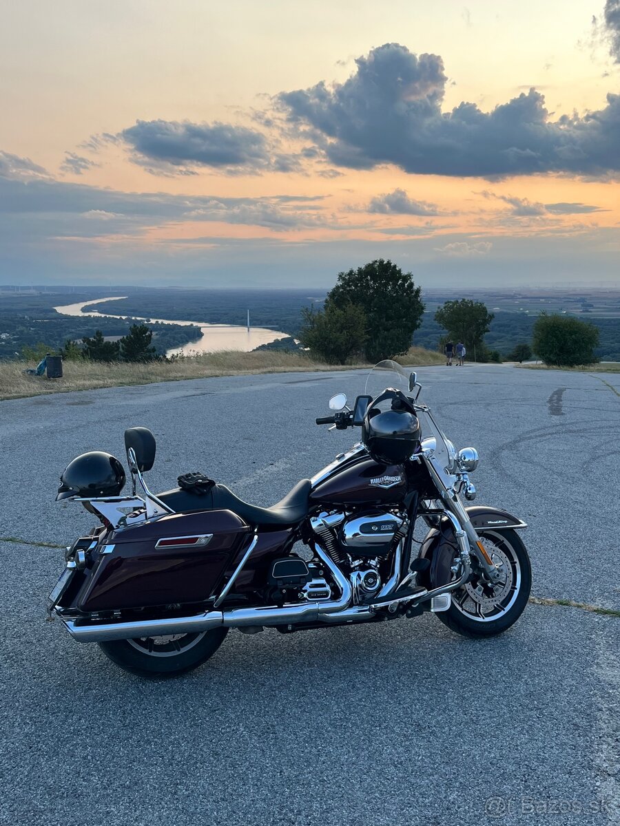 Harley Davidson FLHR Road King 2018 - 2