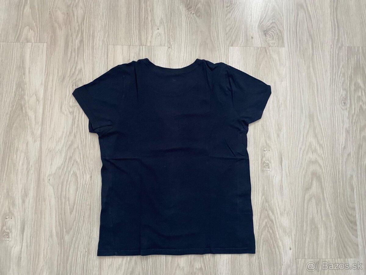 Hollister M - 2