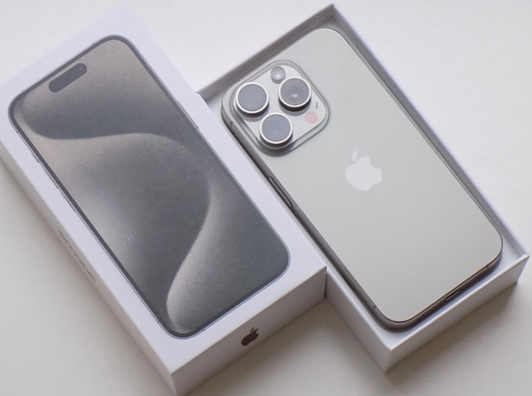 iPhone 15 Pro Natural Titanium BATERIE 100% TOP - 2