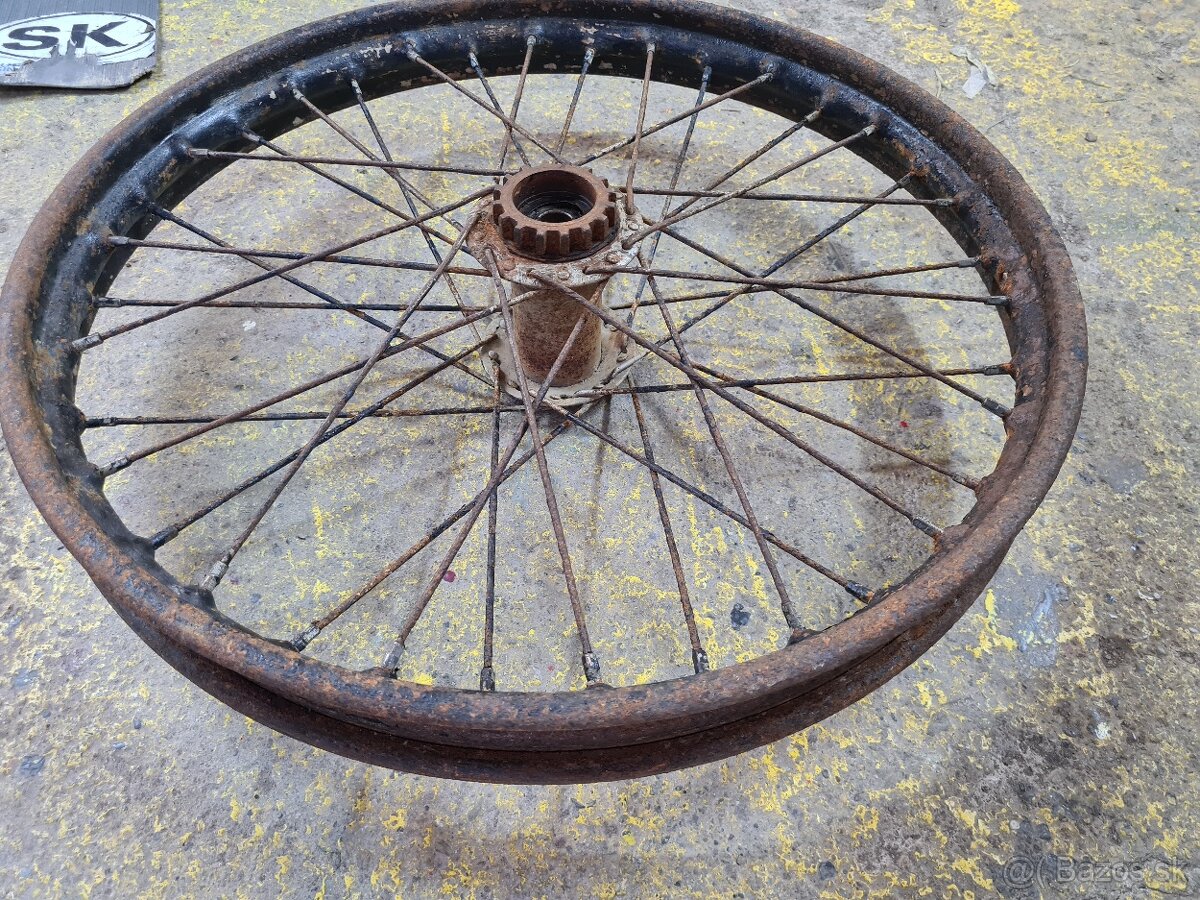 Zadné koleso jawa perak - 2