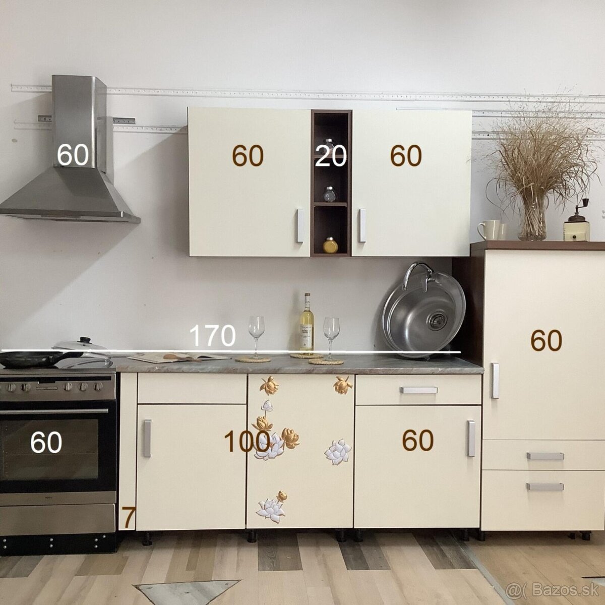 Svetlá moderná kuchyňa IRMA - 2