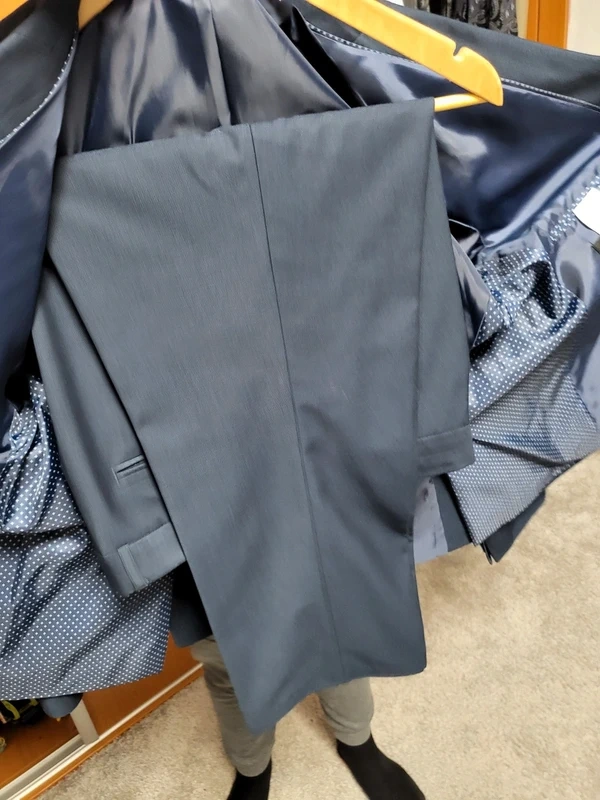 Predám pánsky oblek - 2