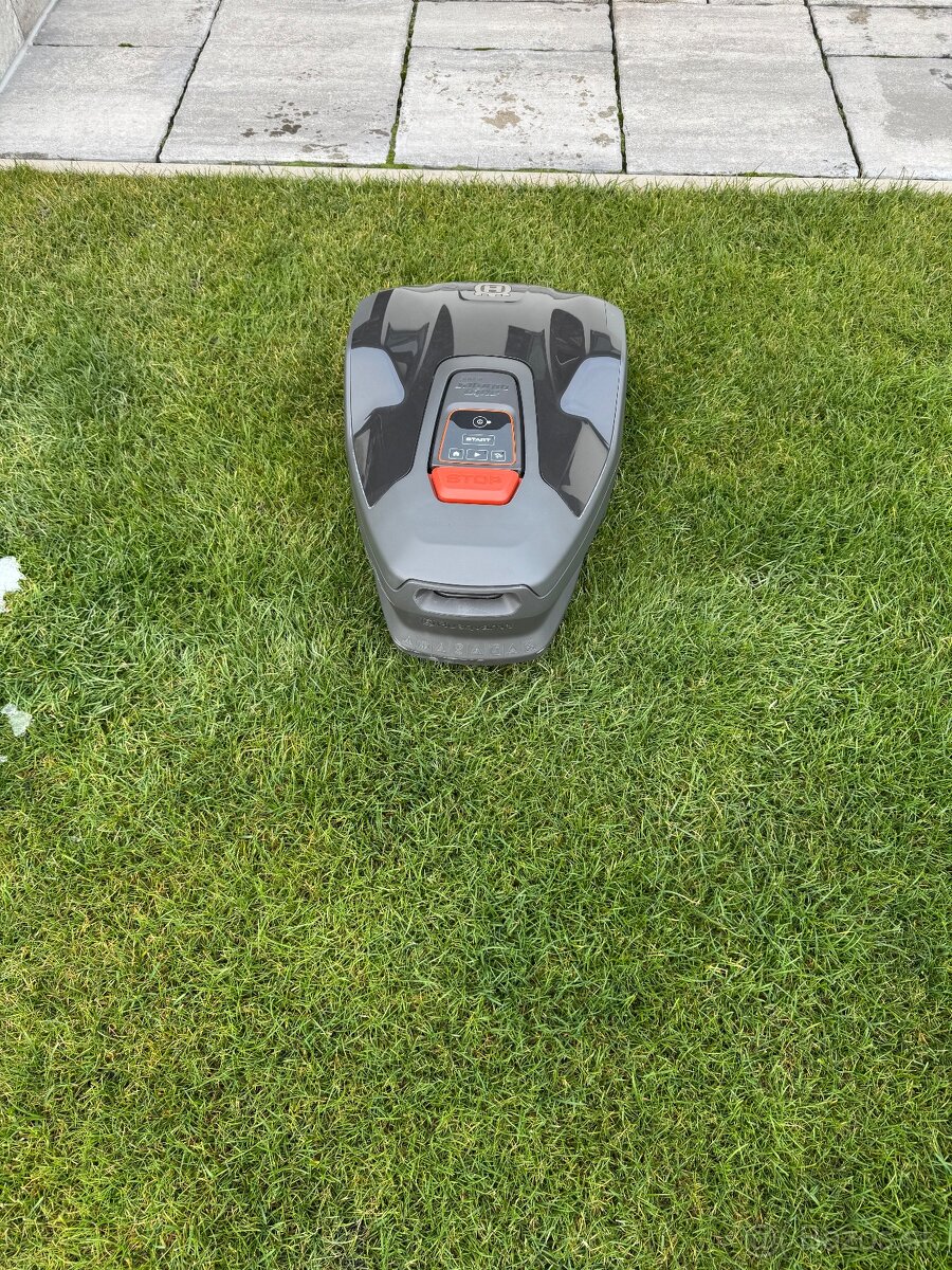 Husqvarna robot fűnyíró - 2